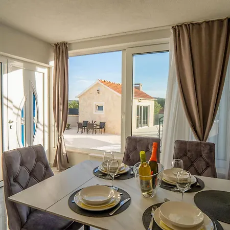 Vakantiehuis Lili By Interhome *