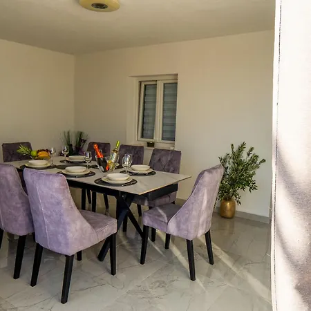 Vakantiehuis Lili By Interhome